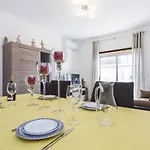 Cozy In 76 M² With Lovely Terrace Lägenhet *